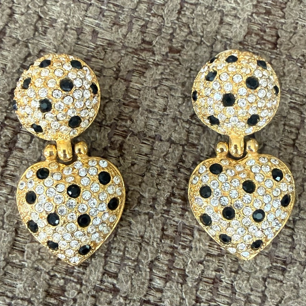 Vintage Joan Rivers Elegant Gold and Black Heart Earrings